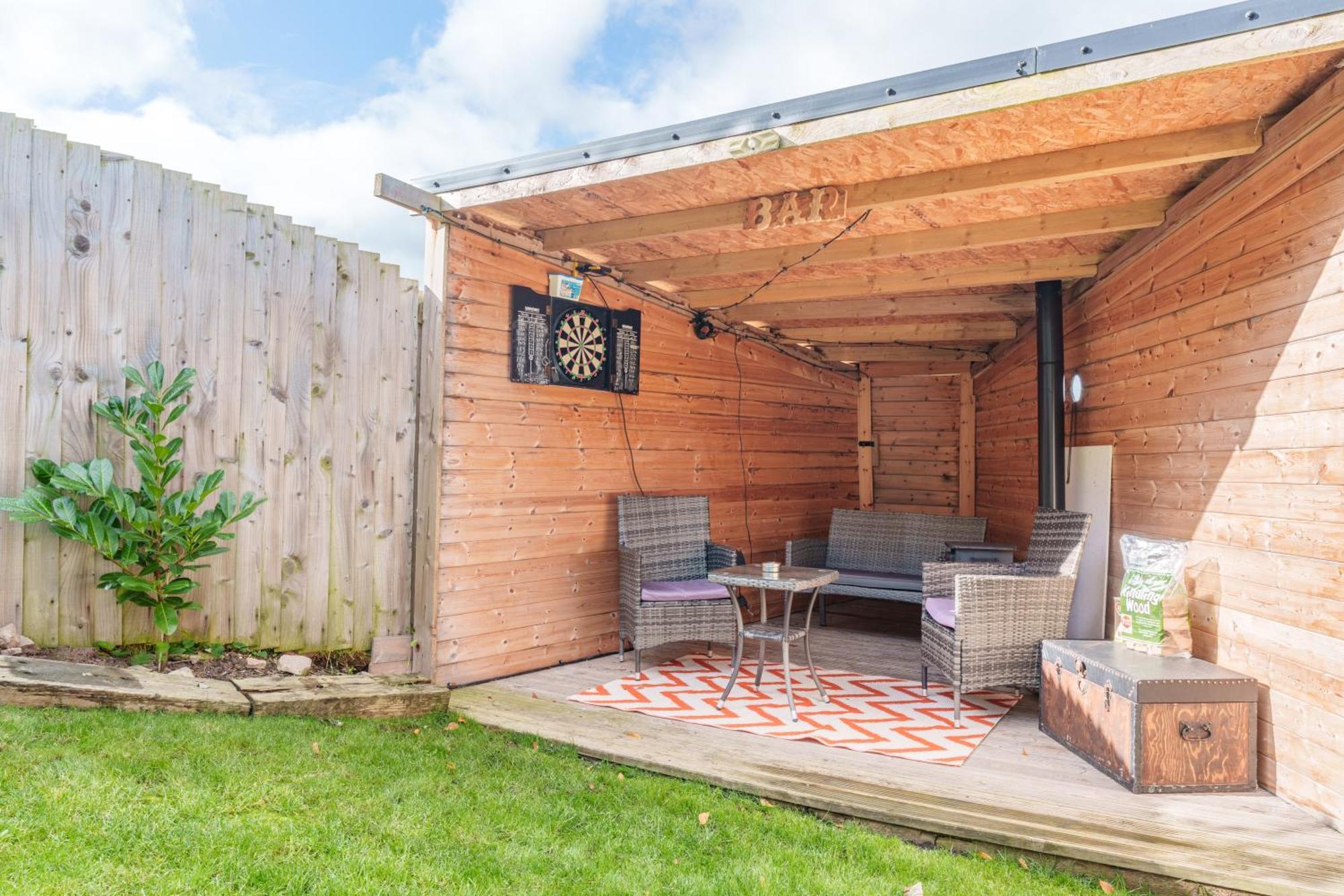 Offa'S Lodge Family Home Quiet Area With Sea Views Prestatyn Exteriör bild